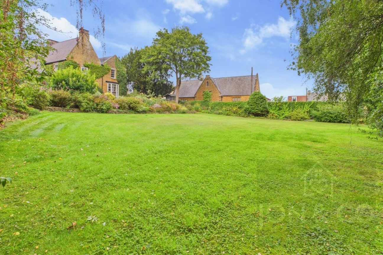 Church Hill House | Cross Street | Moulton | NN3