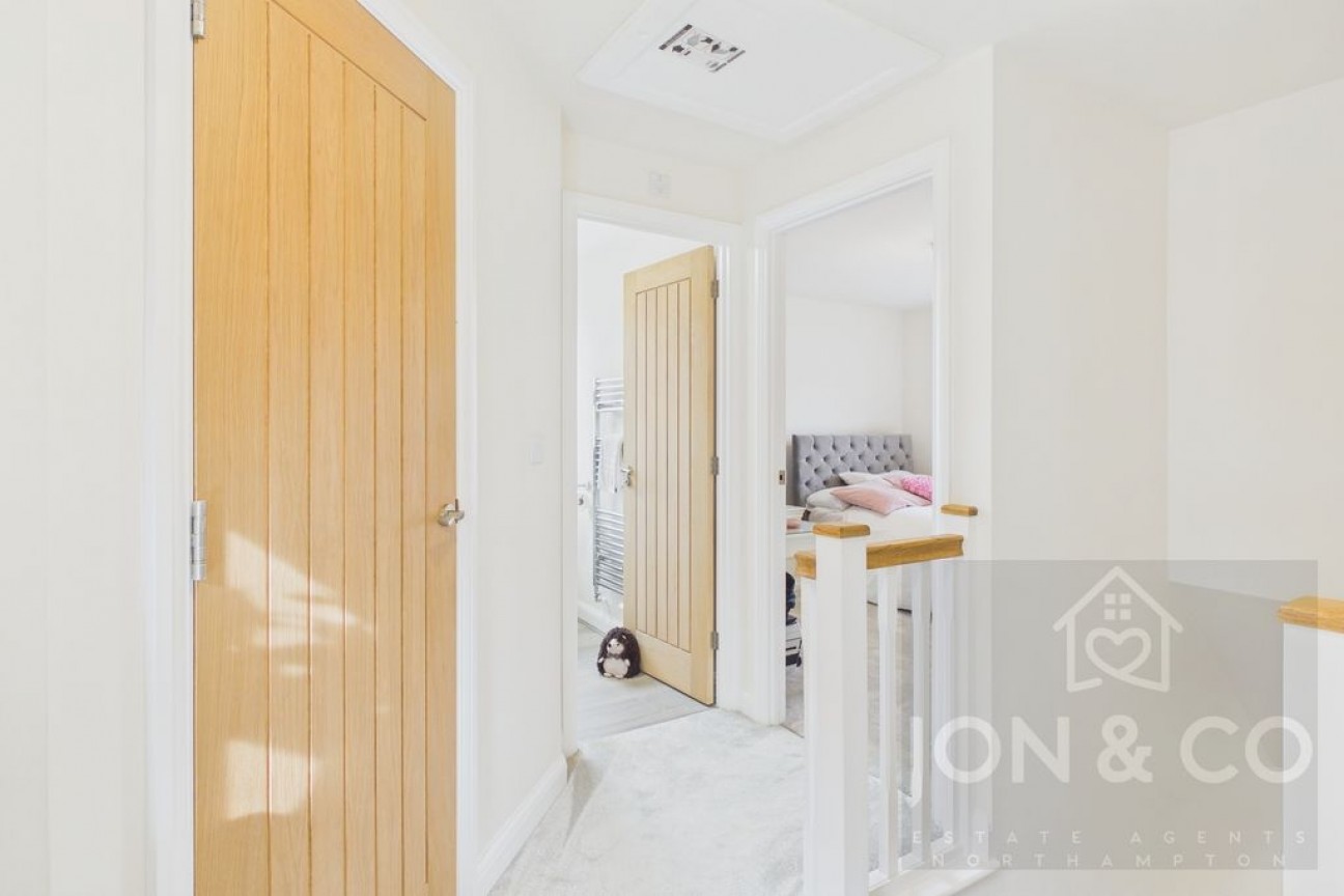 Teulon Close | Overstone Gate | NN6