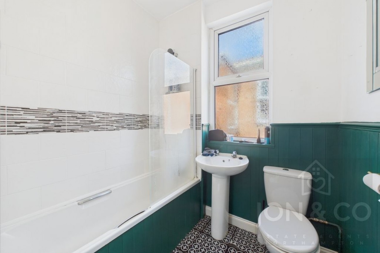 Edinburgh Road | Kingsthorpe | NN2