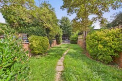 Edinburgh Road | Kingsthorpe | NN2