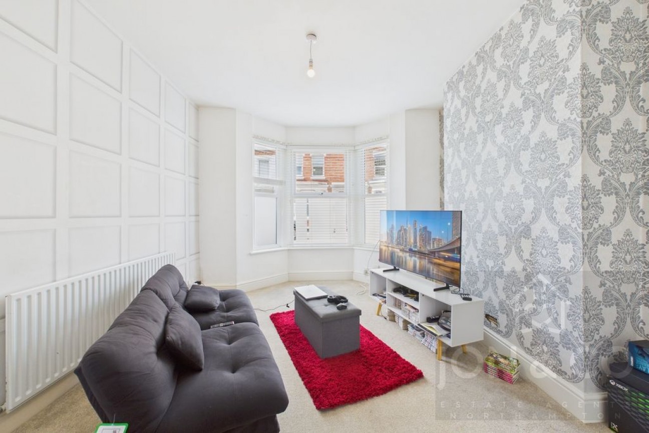 Edinburgh Road | Kingsthorpe | NN2