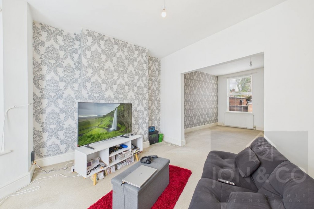 Edinburgh Road | Kingsthorpe | NN2