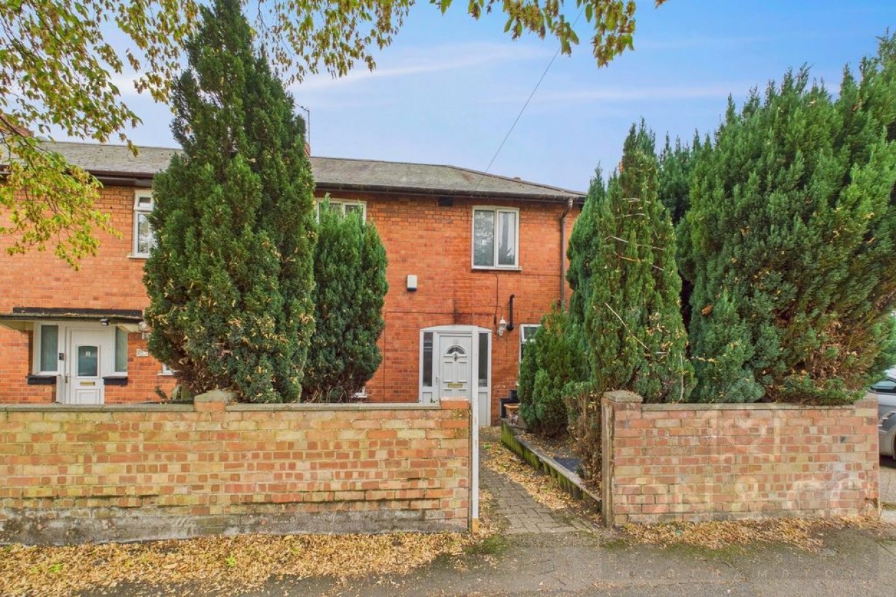 Danefield Road | Abington | NN3