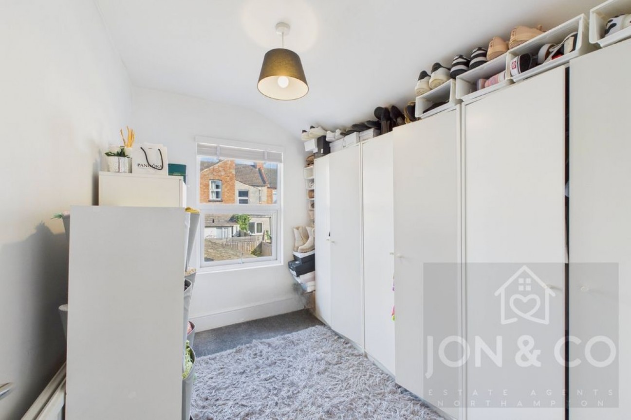 Artizan Road | Abington | NN1