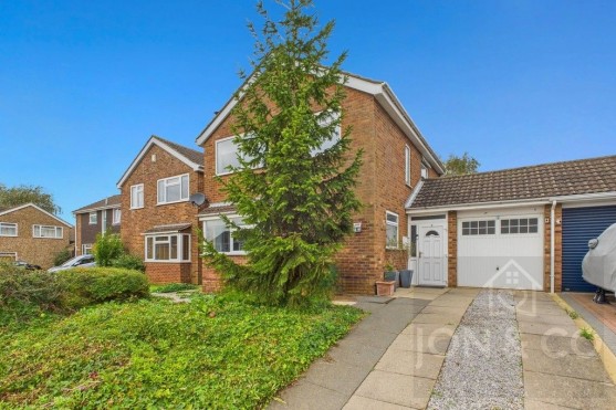Shurville Close | Earls Barton | NN6