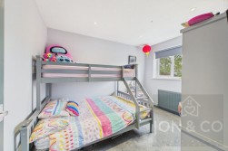 Shurville Close | Earls Barton | NN6