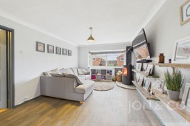 Shurville Close | Earls Barton | NN6