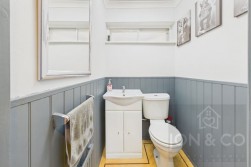 Shurville Close | Earls Barton | NN6