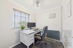 Shurville Close | Earls Barton | NN6