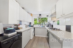 South Priors Court | Lings | NN3