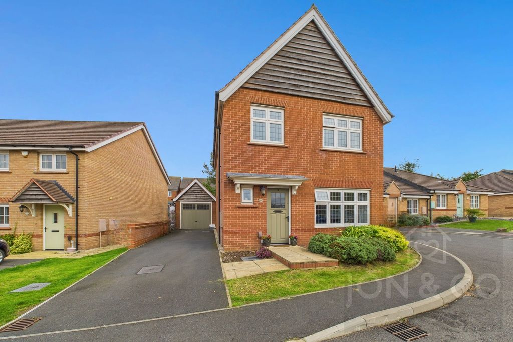 Groveleys Close | Moulton | NN3