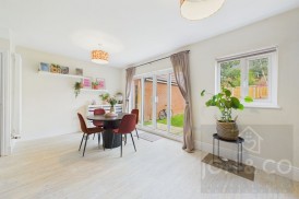 Groveleys Close | Moulton | NN3