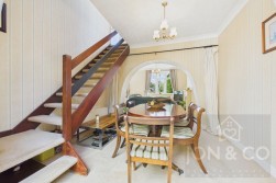 Pie Corner | Sywell | NN6