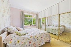 Pie Corner | Sywell | NN6