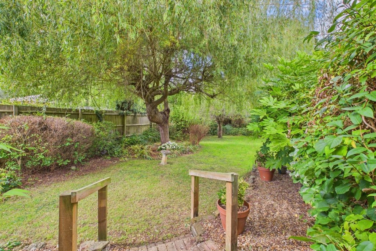 Pie Corner | Sywell | NN6