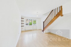 Pine Ridge | Southfields | NN3