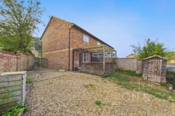 Pine Ridge | Southfields | NN3