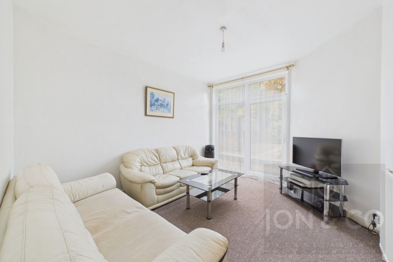 St. Davids Road | Kingsthorpe | NN2