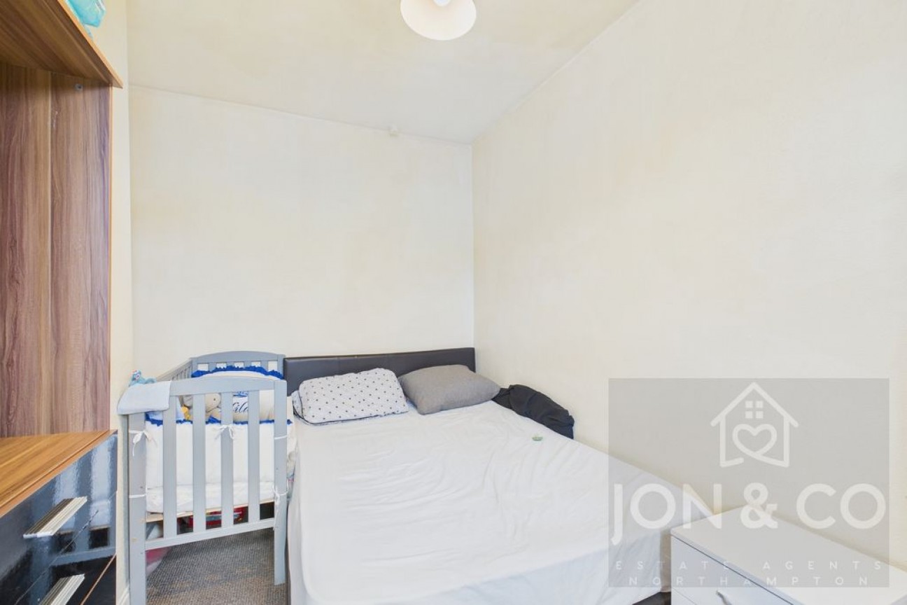 Lower Hester Street | Semilong | NN2