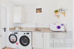 March Springs | Moulton | NN3