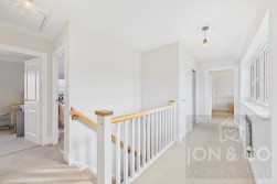 March Springs | Moulton | NN3