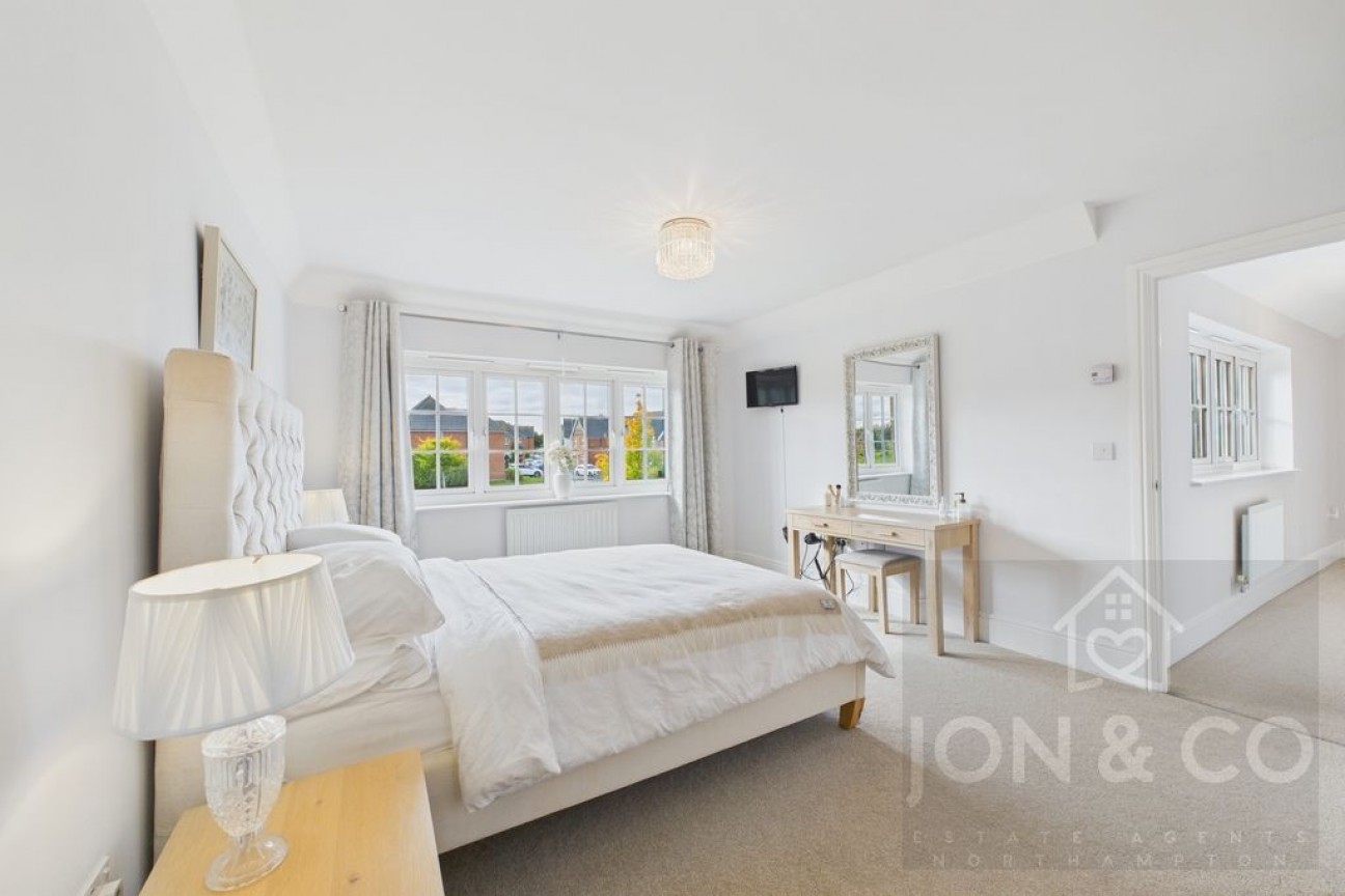 March Springs | Moulton | NN3