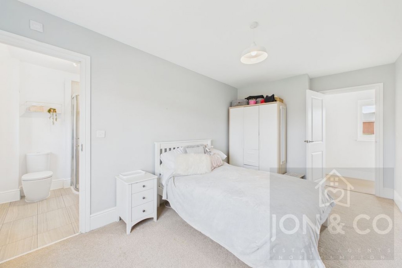 March Springs | Moulton | NN3