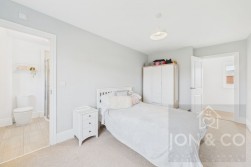 March Springs | Moulton | NN3