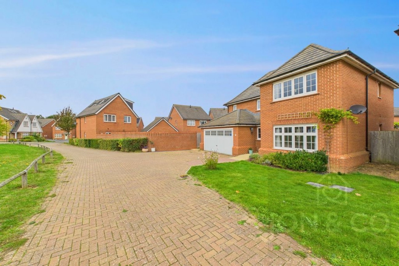 March Springs | Moulton | NN3