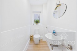 March Springs | Moulton | NN3