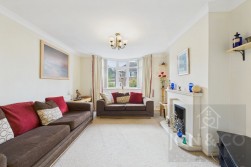 Oaklands Drive | Westone | NN3