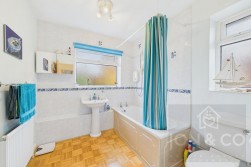 Oaklands Drive | Westone | NN3