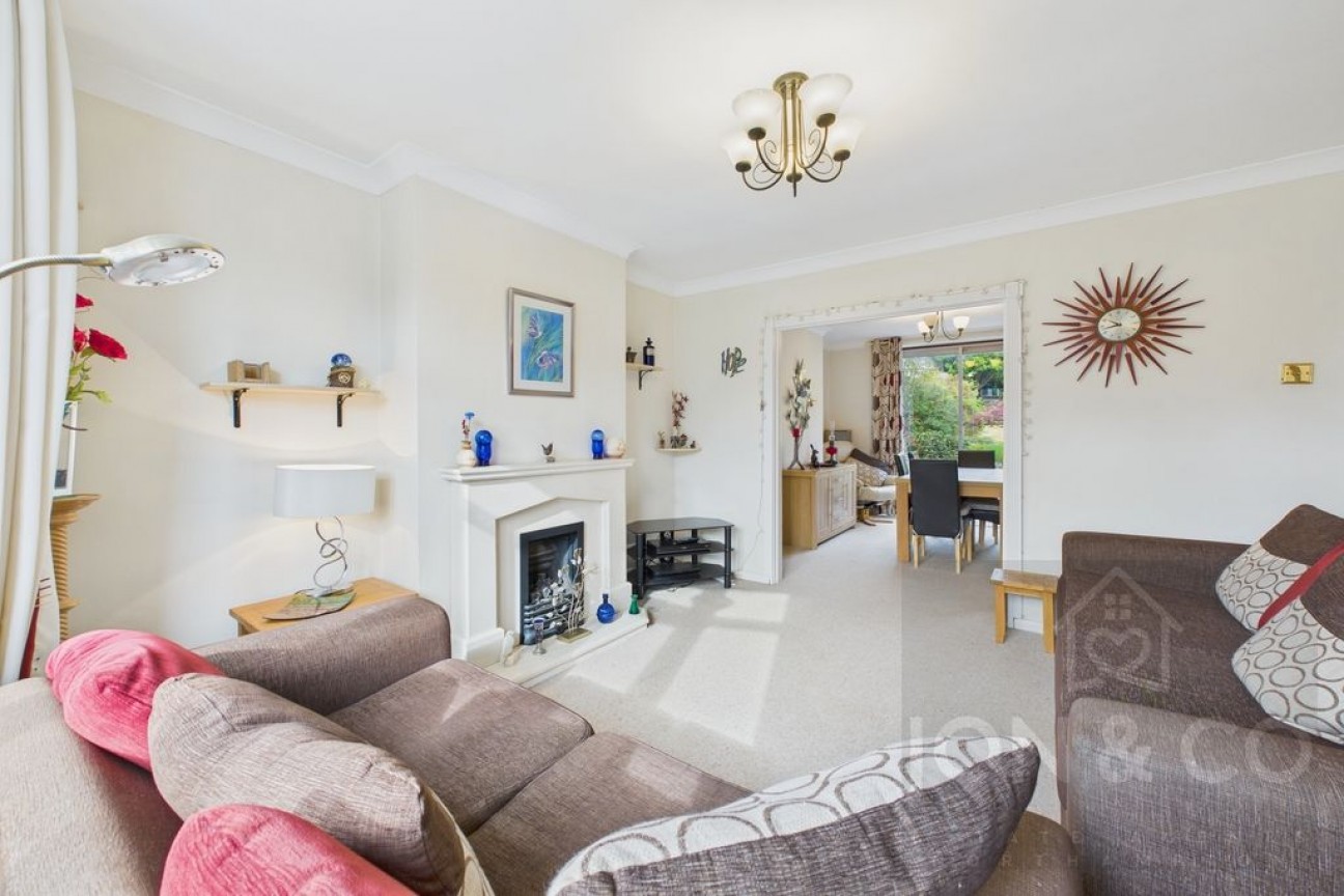 Oaklands Drive | Westone | NN3