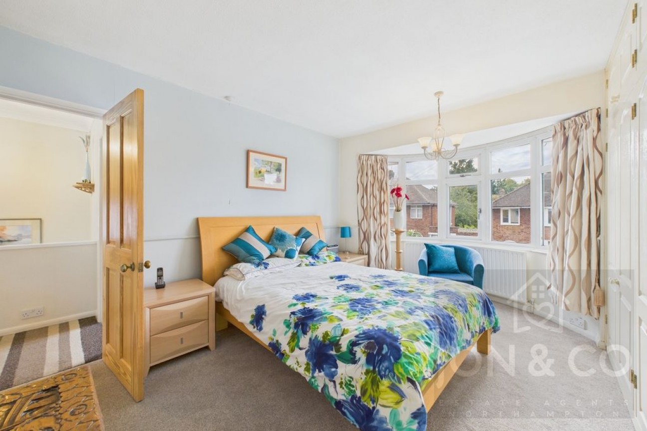Oaklands Drive | Westone | NN3