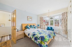 Oaklands Drive | Westone | NN3