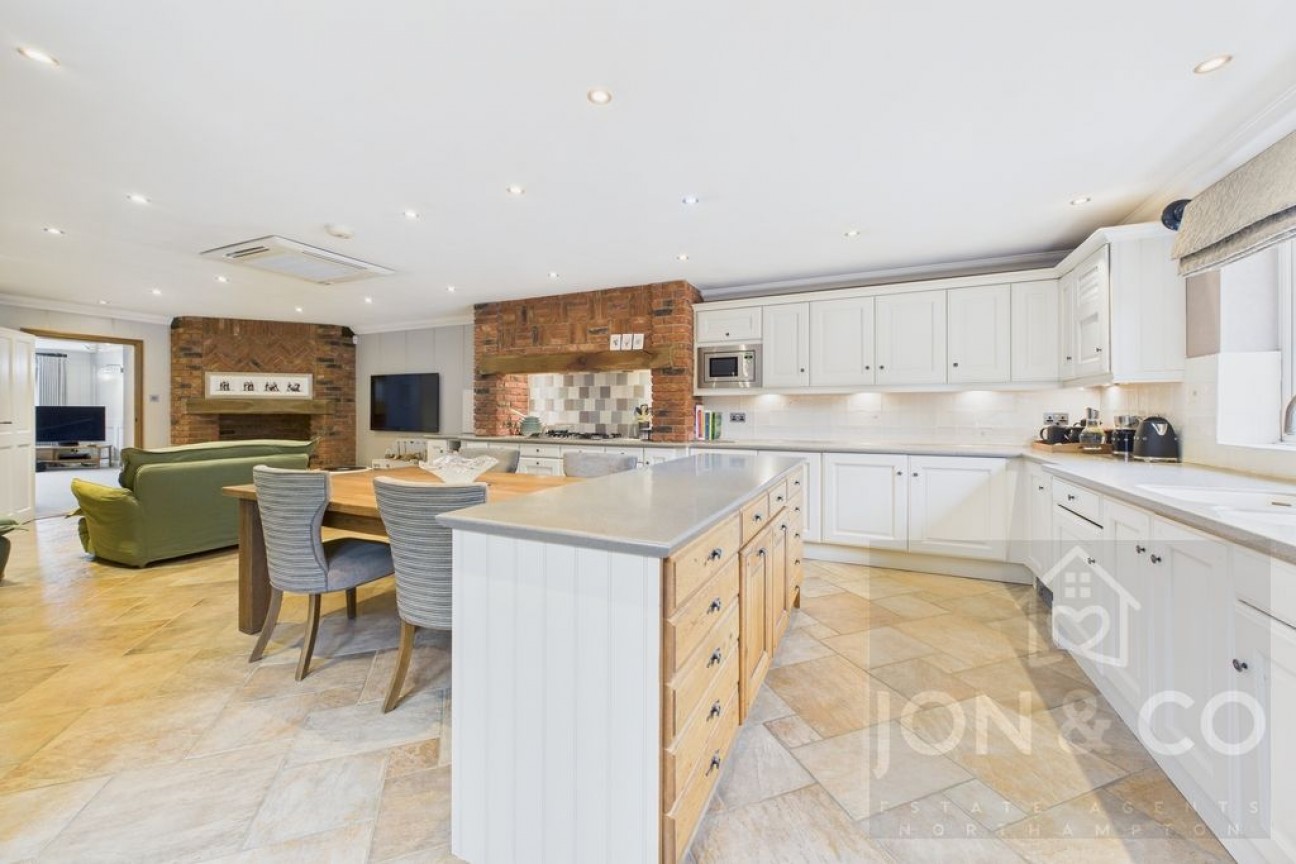 Devonshire Close | Boughton | NN2