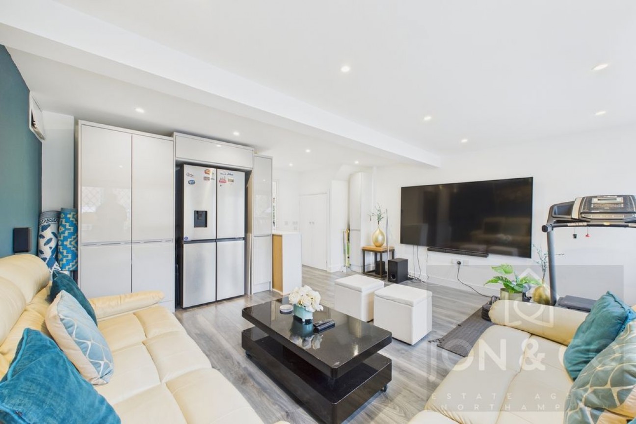 The Ashway | Brixworth | NN6