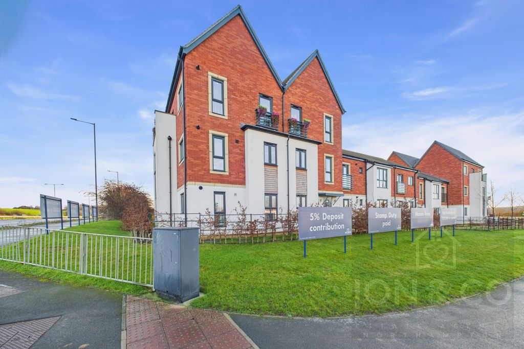 Teape Close | Upton | NN5