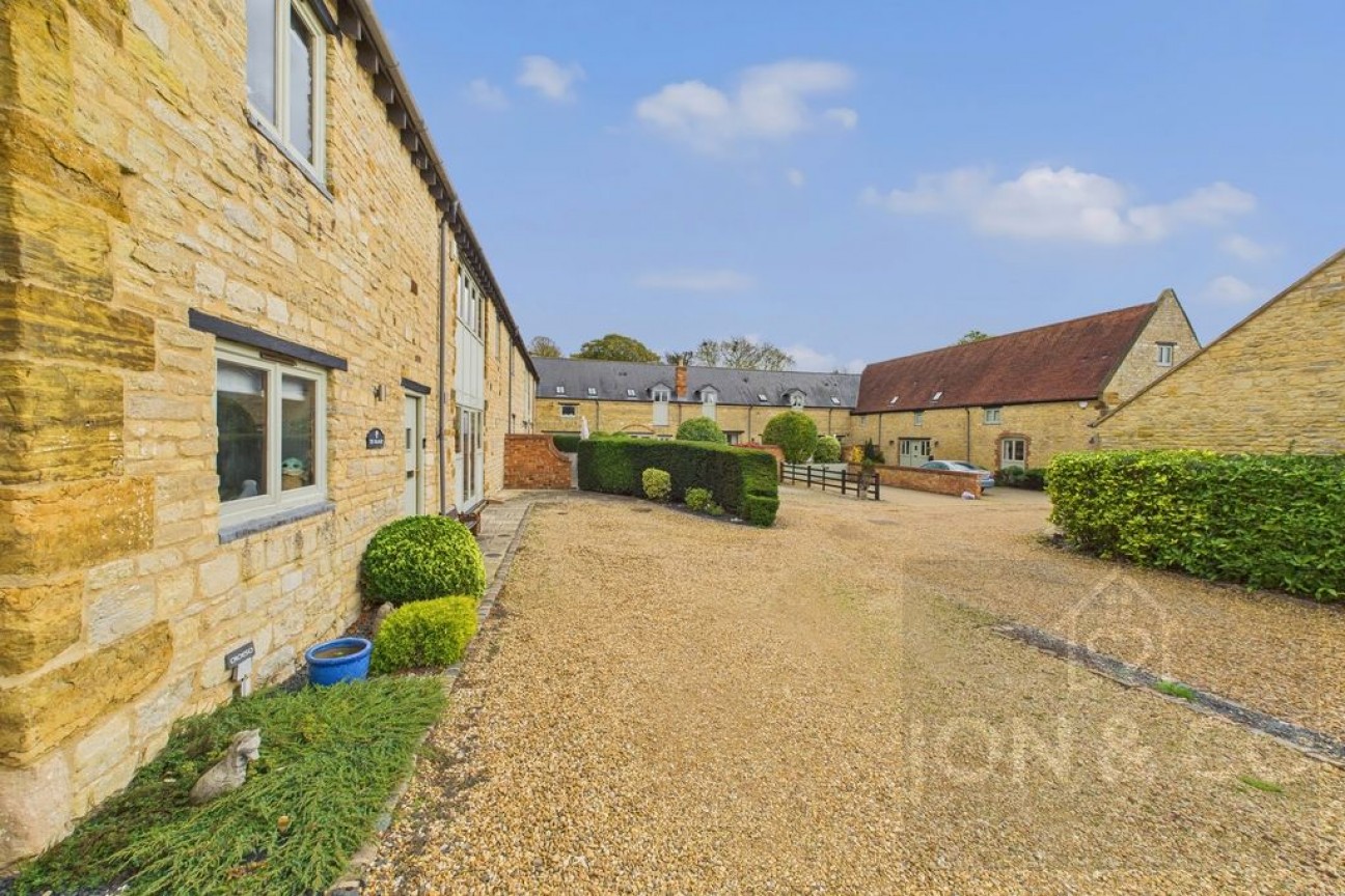 Grange Court | Horton | NN7