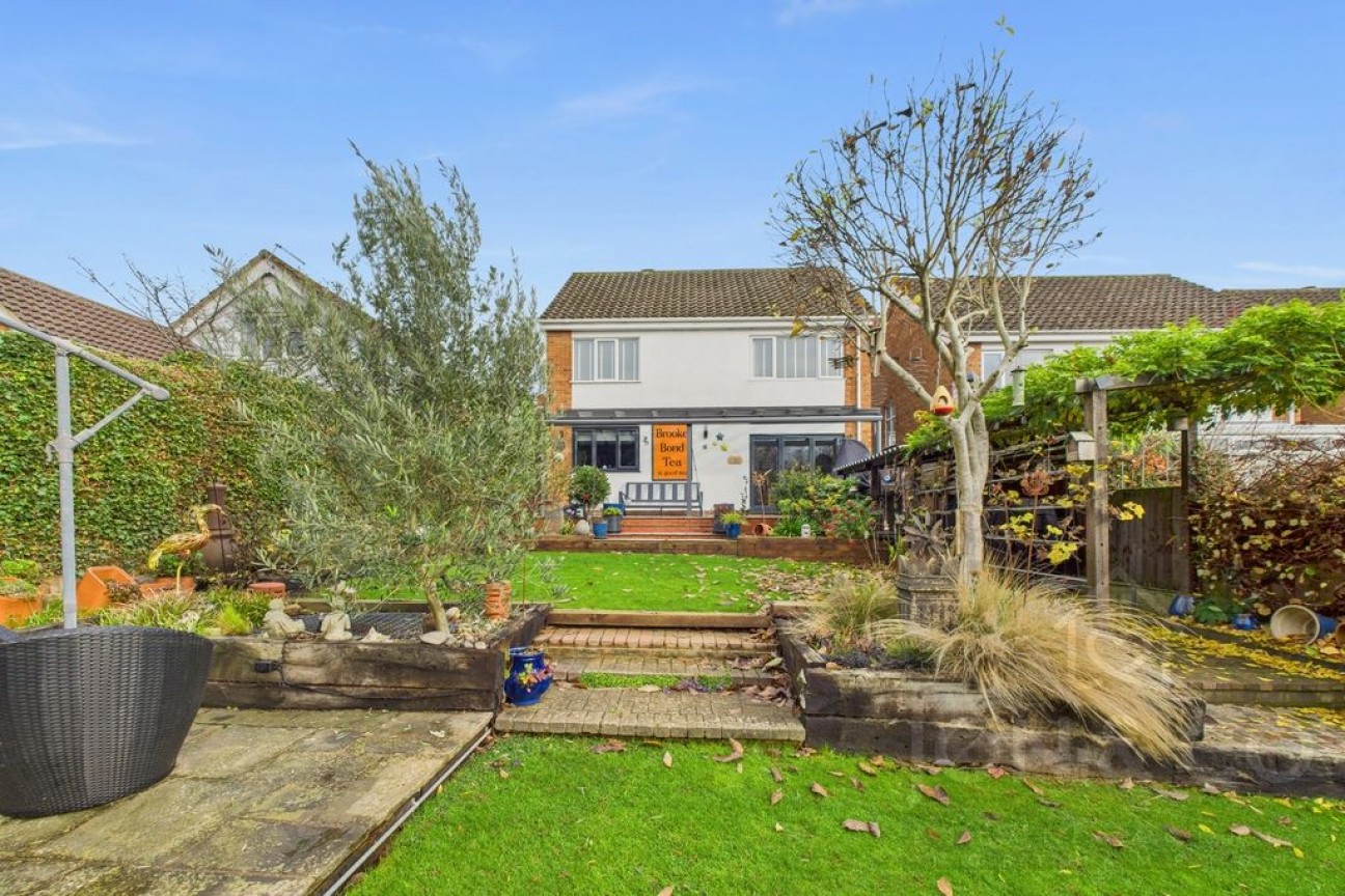 Hillside Way | Weston Favell Village | NN3