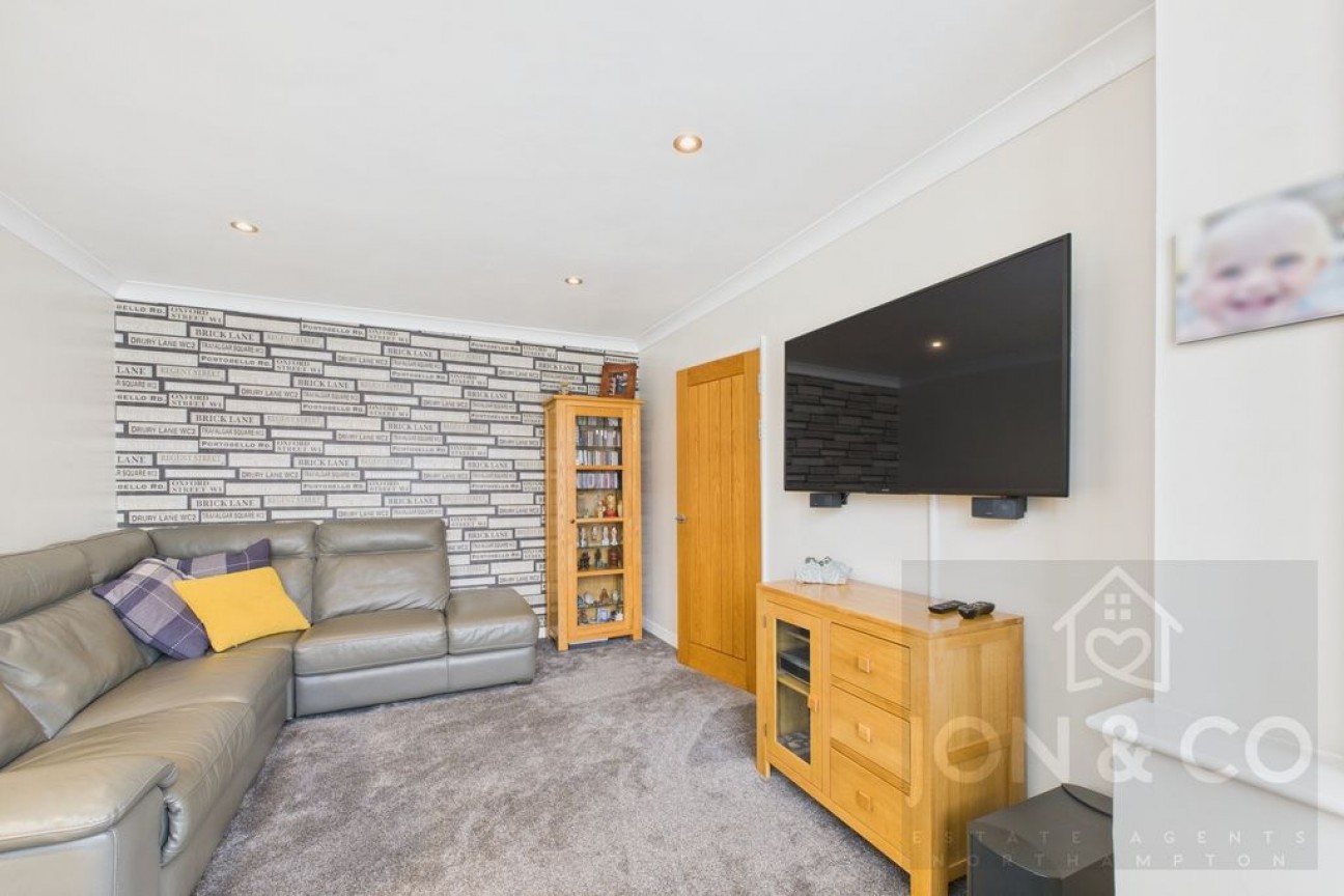 Hillside Way | Weston Favell Village | NN3