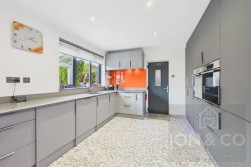 Hillside Way | Weston Favell Village | NN3