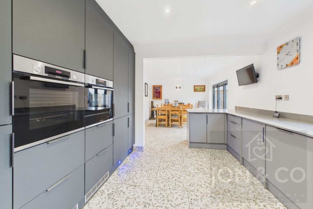 Hillside Way | Weston Favell Village | NN3