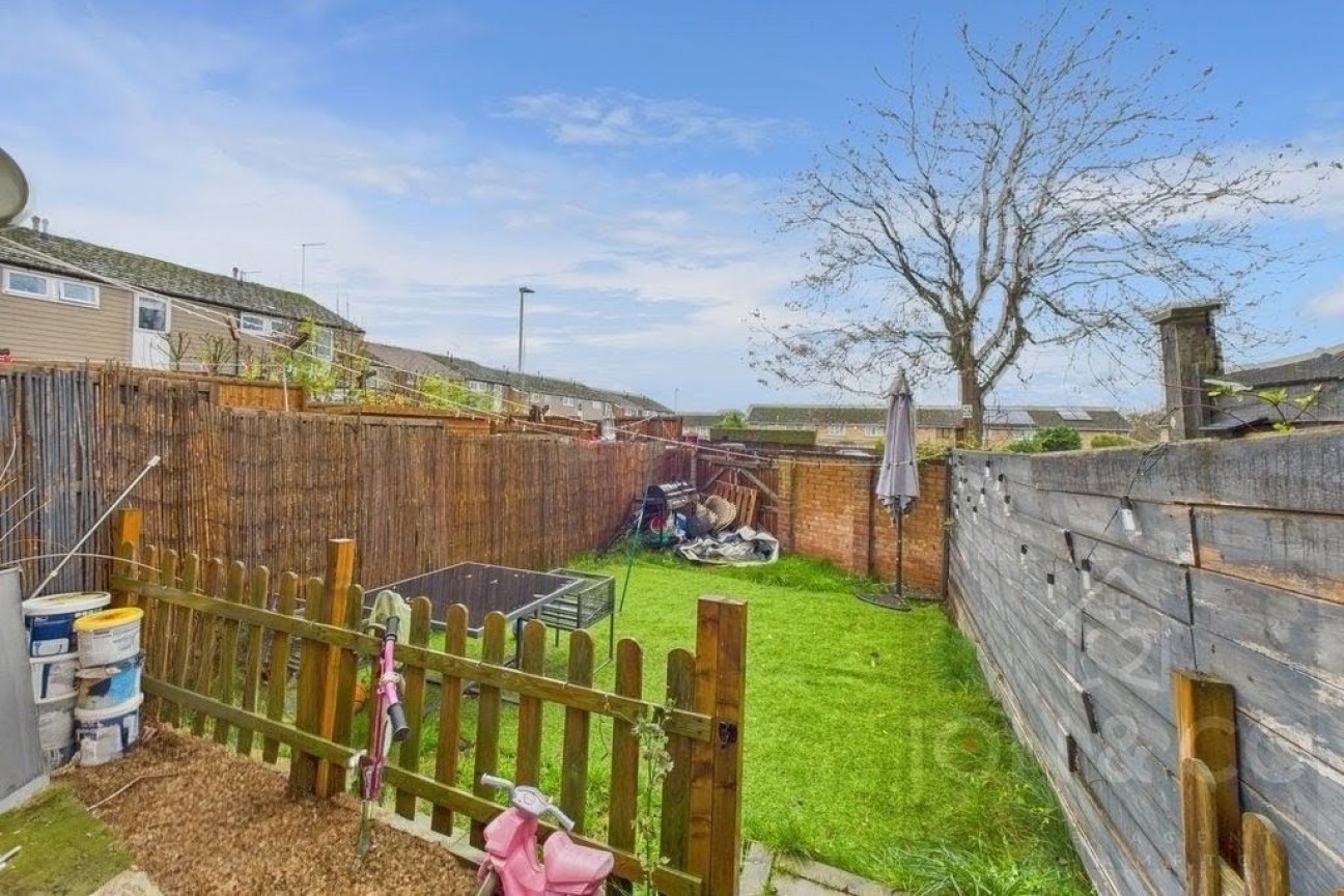 Ringway | Briar Hill | NN4