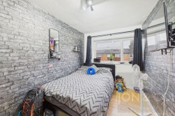 Ringway | Briar Hill | NN4