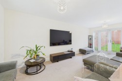 Home Farm Drive | Buckton Fields | NN2