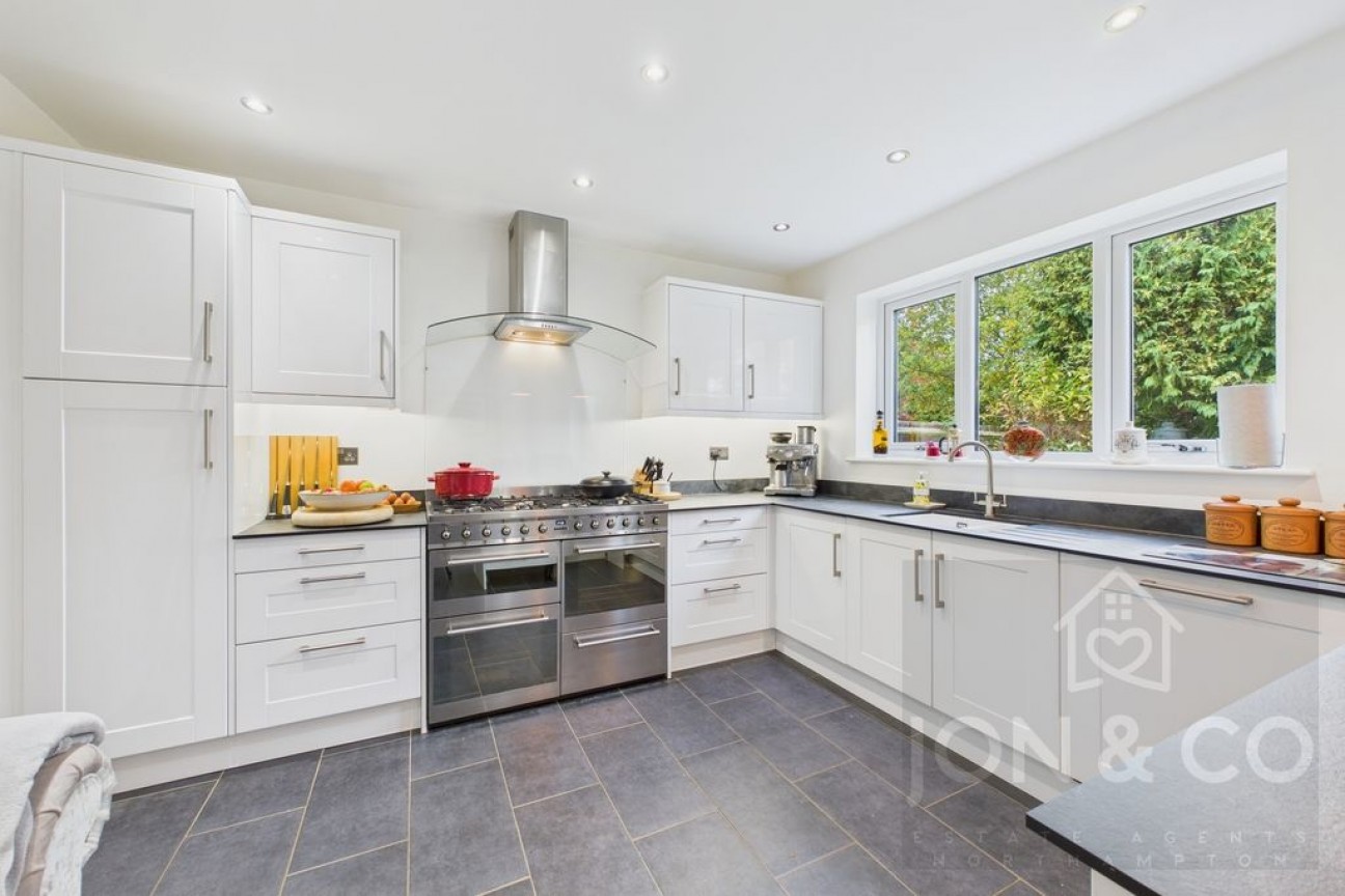 Jeyes Close | Moulton | NN3