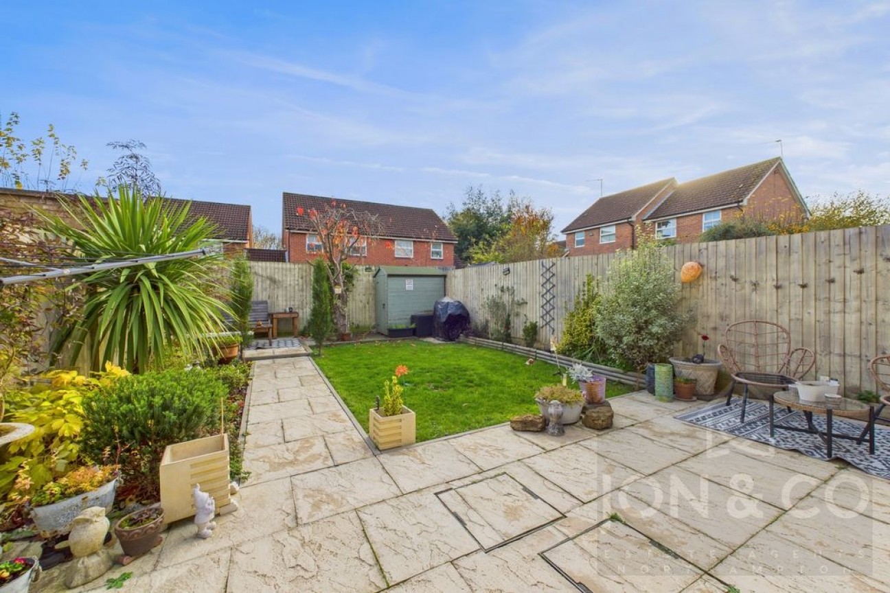 Meltham Close | Beau Manor | NN3