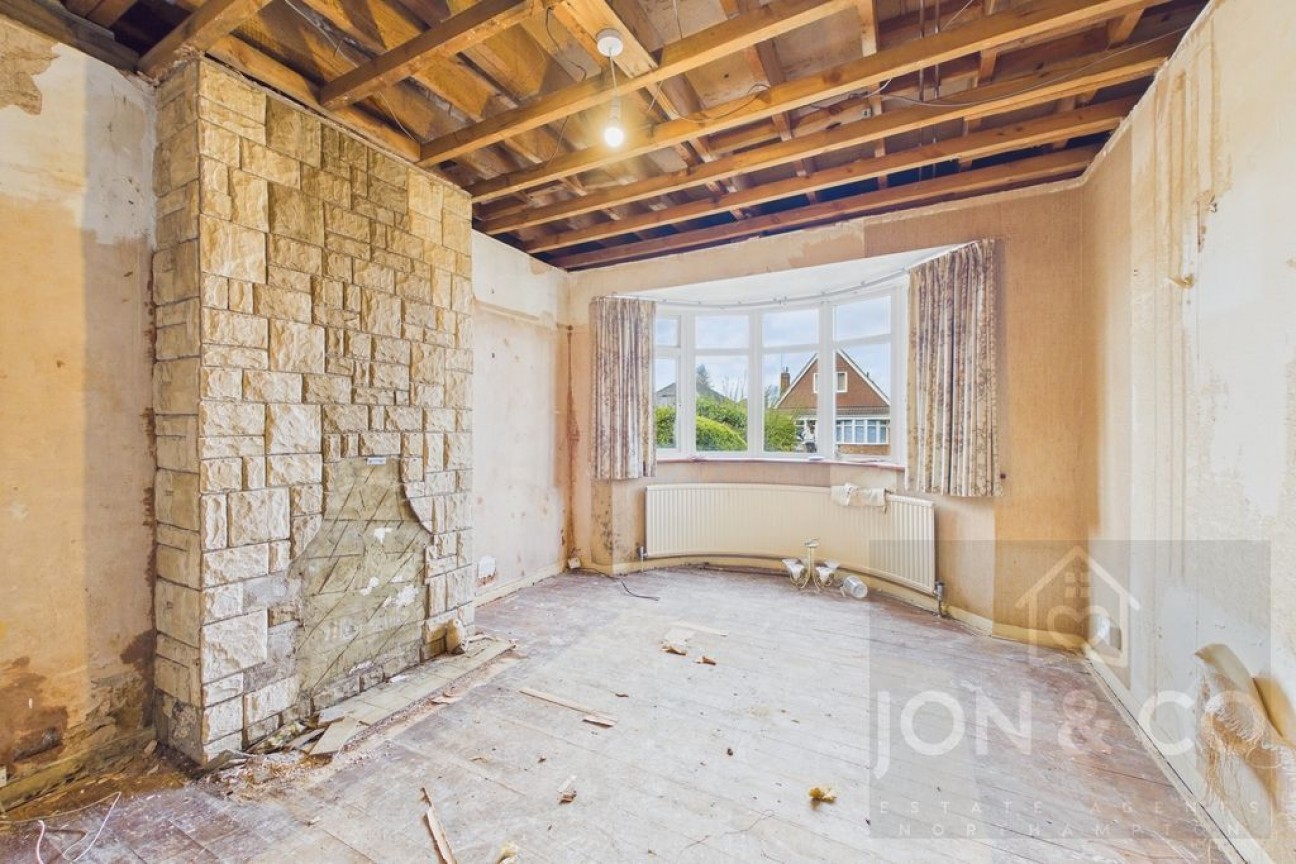 Woodland Avenue | Overstone | NN6