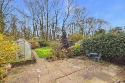 Woodland Avenue | Overstone | NN6